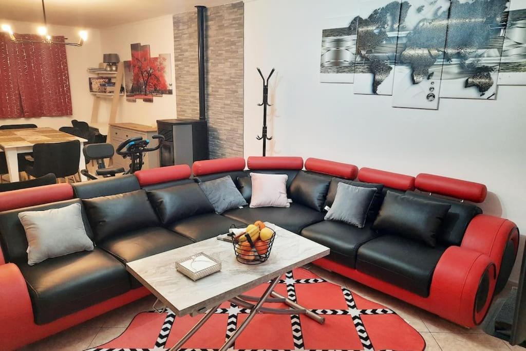 Chevannes  Villa Confortable Avec Jacuzzi A Chevannes מראה חיצוני תמונה